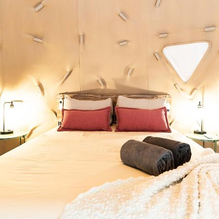 Solace Glamping 2 Сивиървил Екстериор снимка