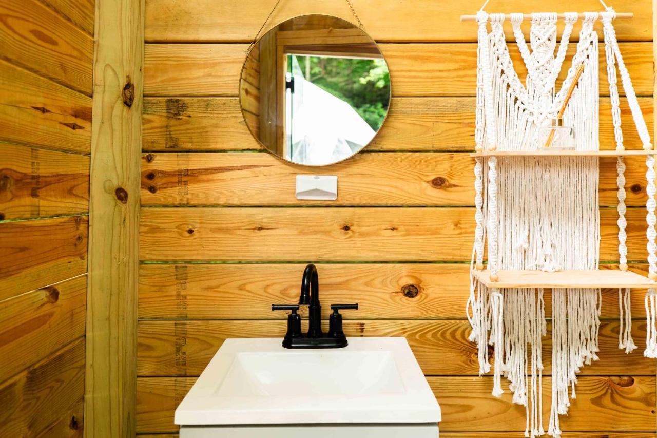 Solace Glamping 2 Сивиървил Екстериор снимка
