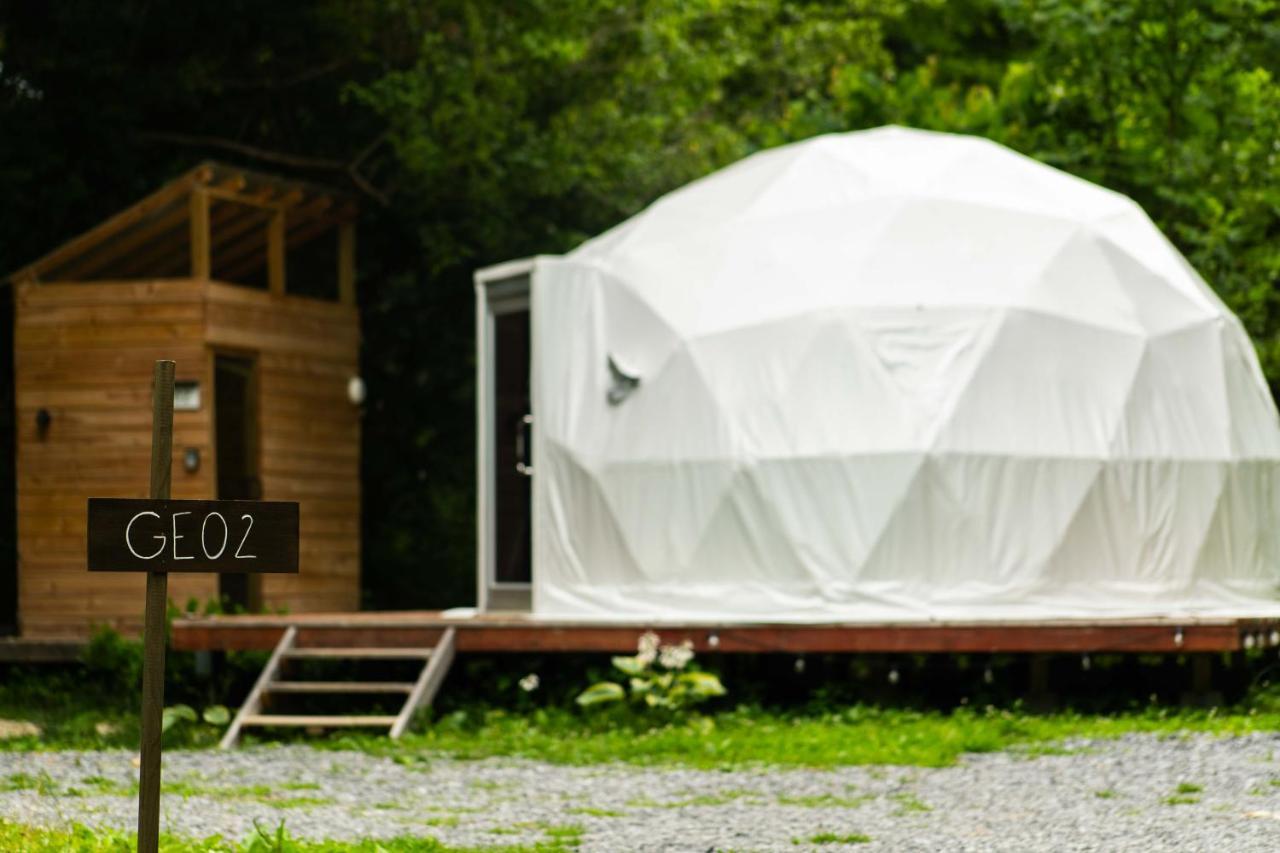 Solace Glamping 2 Сивиървил Екстериор снимка