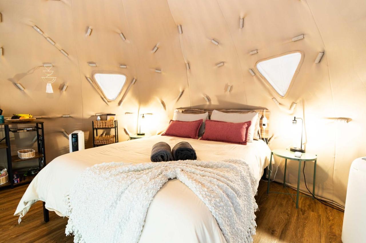 Solace Glamping 2 Сивиървил Екстериор снимка